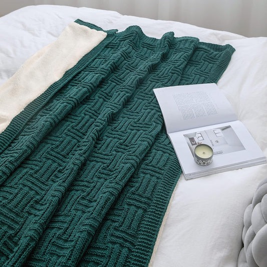 Ultra-Soft Reversible Sherpa Blanket – 60x80 Inch Twin Size, Forest Green Cable Knit Plush Throw for Bed, Couch, or Sofa – All-Season Chenille Fleece Blanket by MYLUNE